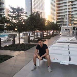 Meet your Posher, Marcos